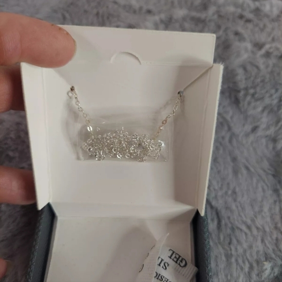 CITY ROX Cubic Zirconia Halo Heart Pendant Necklace new in box - Picture 4 of 9